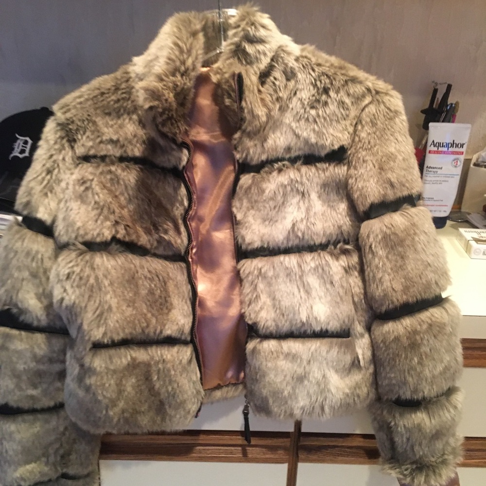 Faux fur with leather lines size small